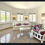 Casa Dei Fiordalisi Feriehus