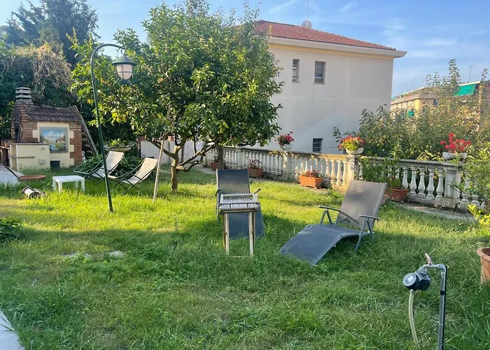 Casa Dei Fiordalisi Nyaraló